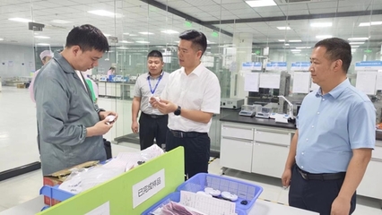 鐘山縣政府與臻業(yè)誠產(chǎn)研院聯(lián)合開展賀州企業(yè)服務(wù)調(diào)研，助力實體經(jīng)濟新發(fā)展